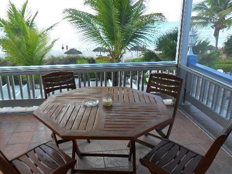 Sibonne Beach Hotel Grace Bay Ngoại thất bức ảnh